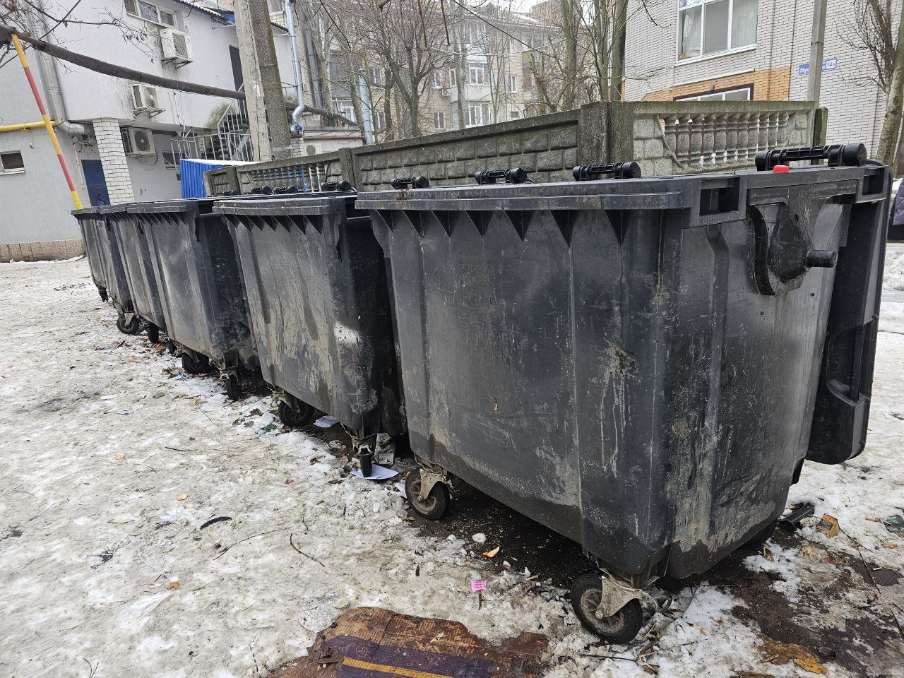 Чистота в любую погоду: ГУП «ЭкологияРесурс» работает без выходных и перерывов .