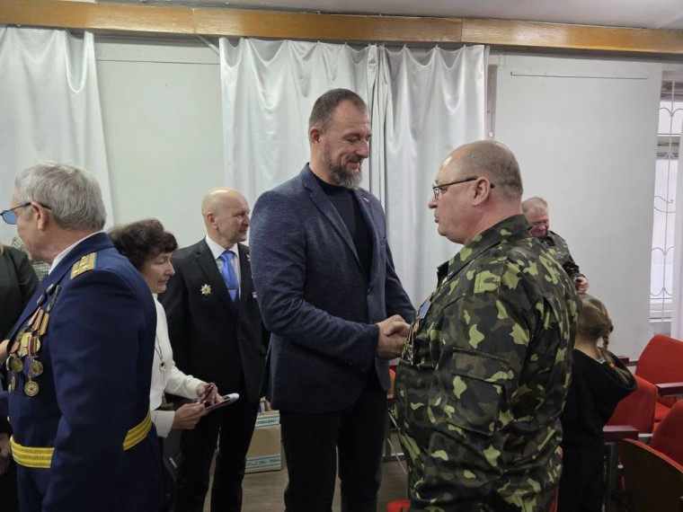 В Бердянске почтили память воинов-интернационалистов в 37-ю годовщину вывода советских войск из Афганистана.