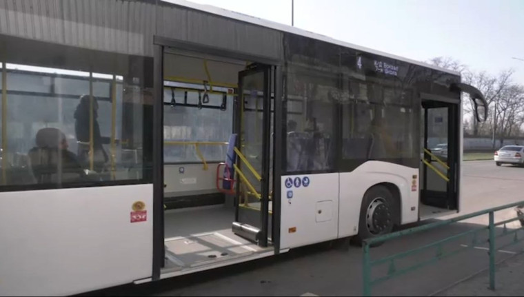 На маршруты Бердянска вышли новые пассажирские автобусы.